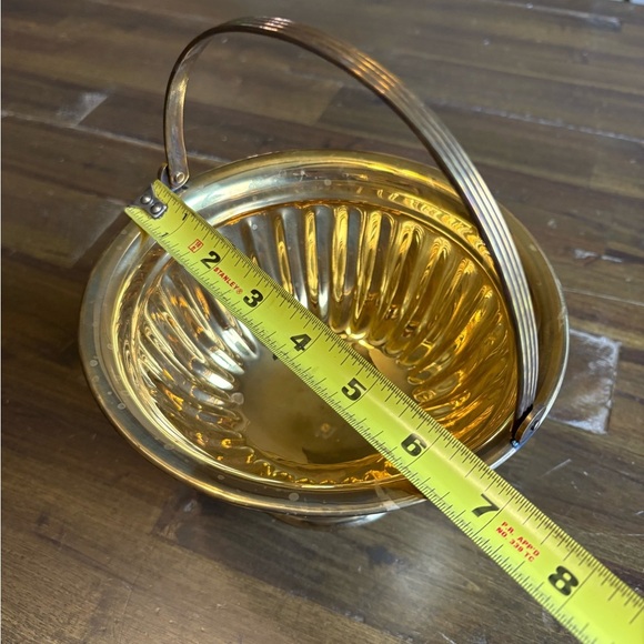 Vintage Solid Brass Footed Basket Dish Small Handle Pedestal Antique India - Picture 2 of 6